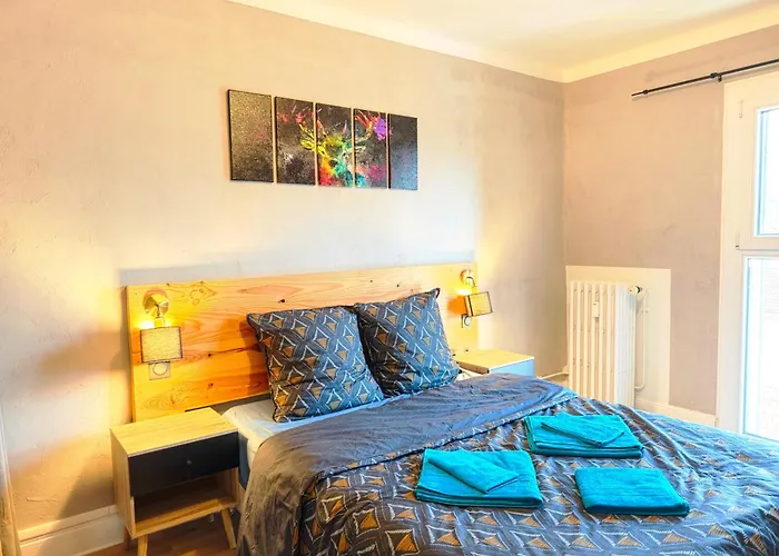 Le Cerf - Parking Privatif - 5mn A Pied Du Apartment