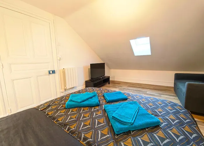 Le Cerf - Parking Privatif - 5mn A Pied Du Apartment *